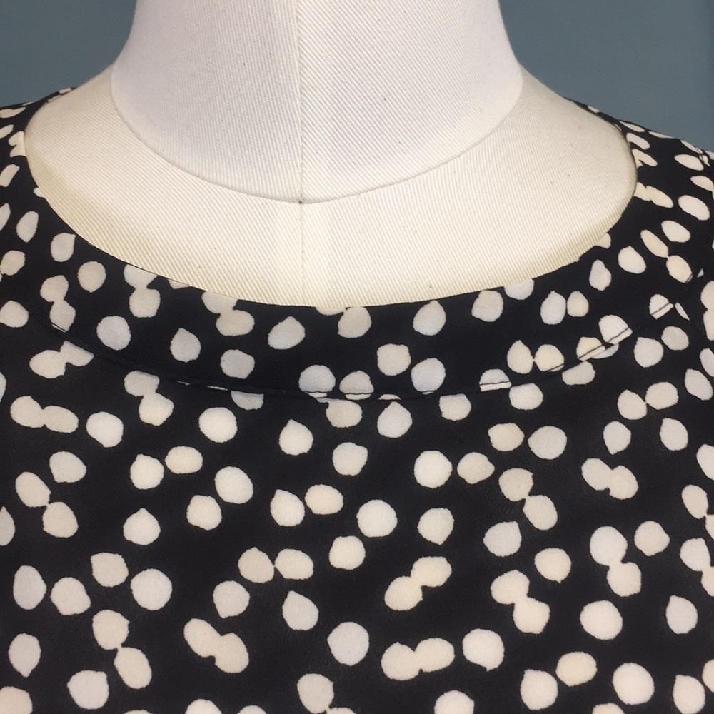 Gently Used Banana Republic Work Top - Picture 5 of 8